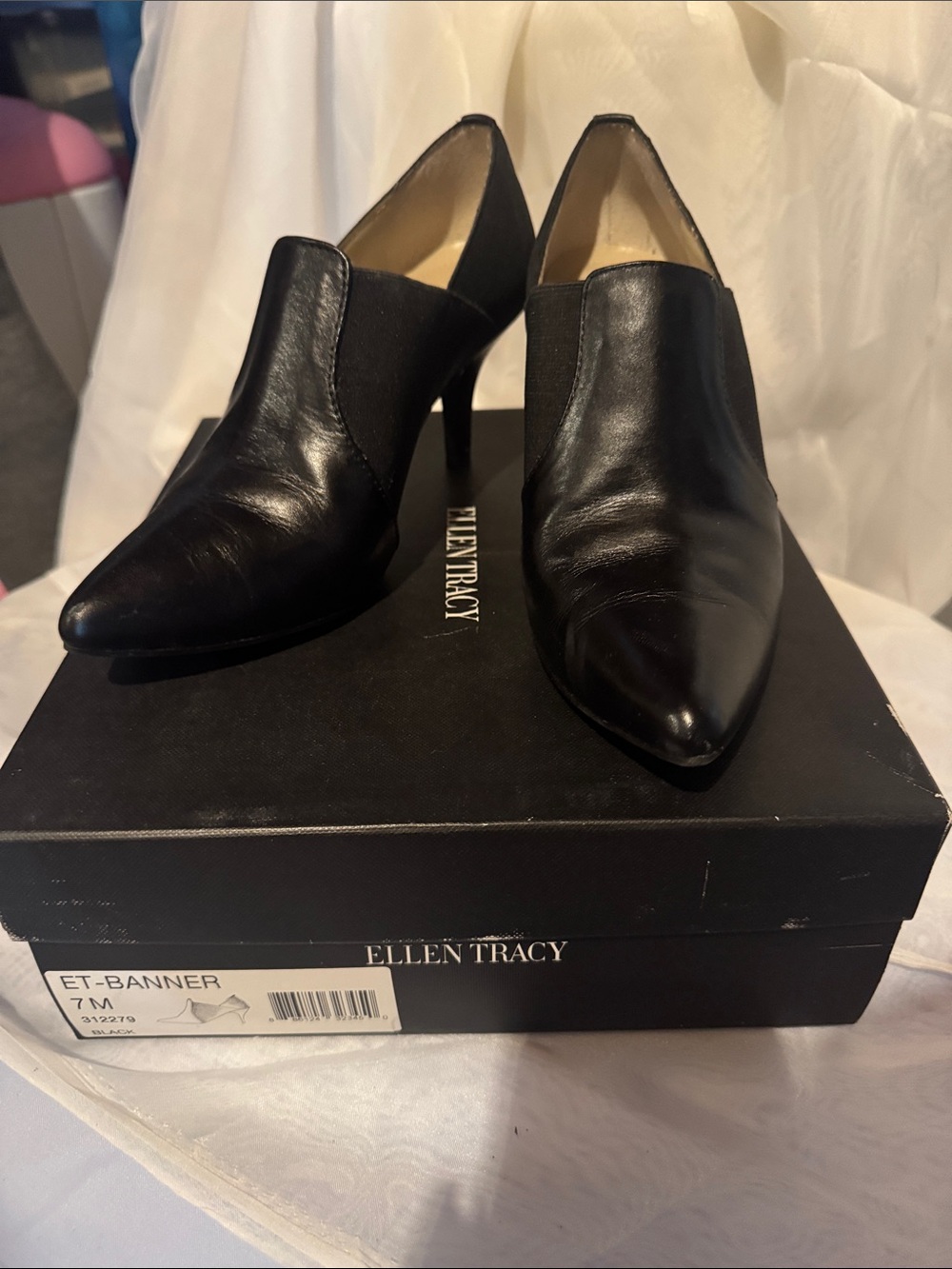 Ellen Tracy Black Pointed Leather Bootie Heels